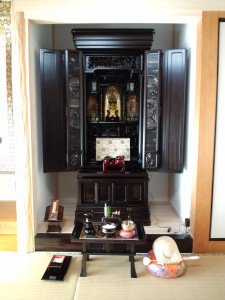 【20号唐木仏壇：黒檀】　尾張旭市