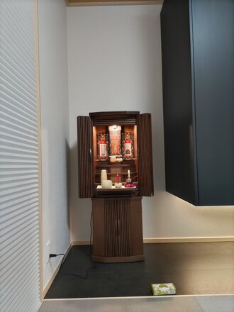 【４０-１４号家具調仏壇：真宗高田派】瀬戸市